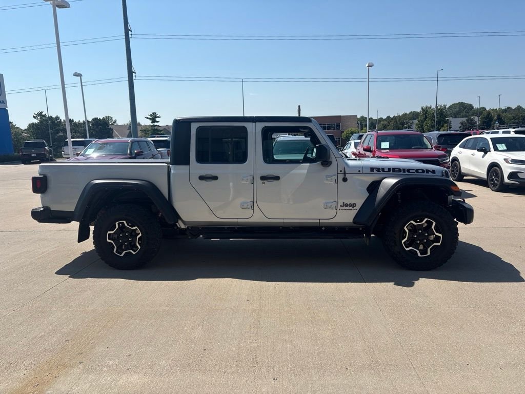 Used 2022 Silver Zynith Clearcoat Jeep Rubicon image 4