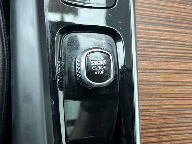 Used 2024 Silver Dawn Metallic Volvo Plus Dark Theme image 19