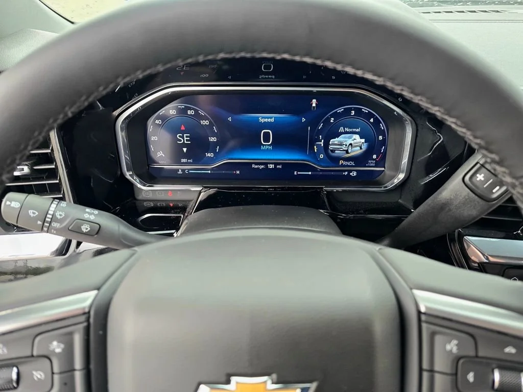 2025 Chevrolet Silverado 1500 Custom - Photo 38