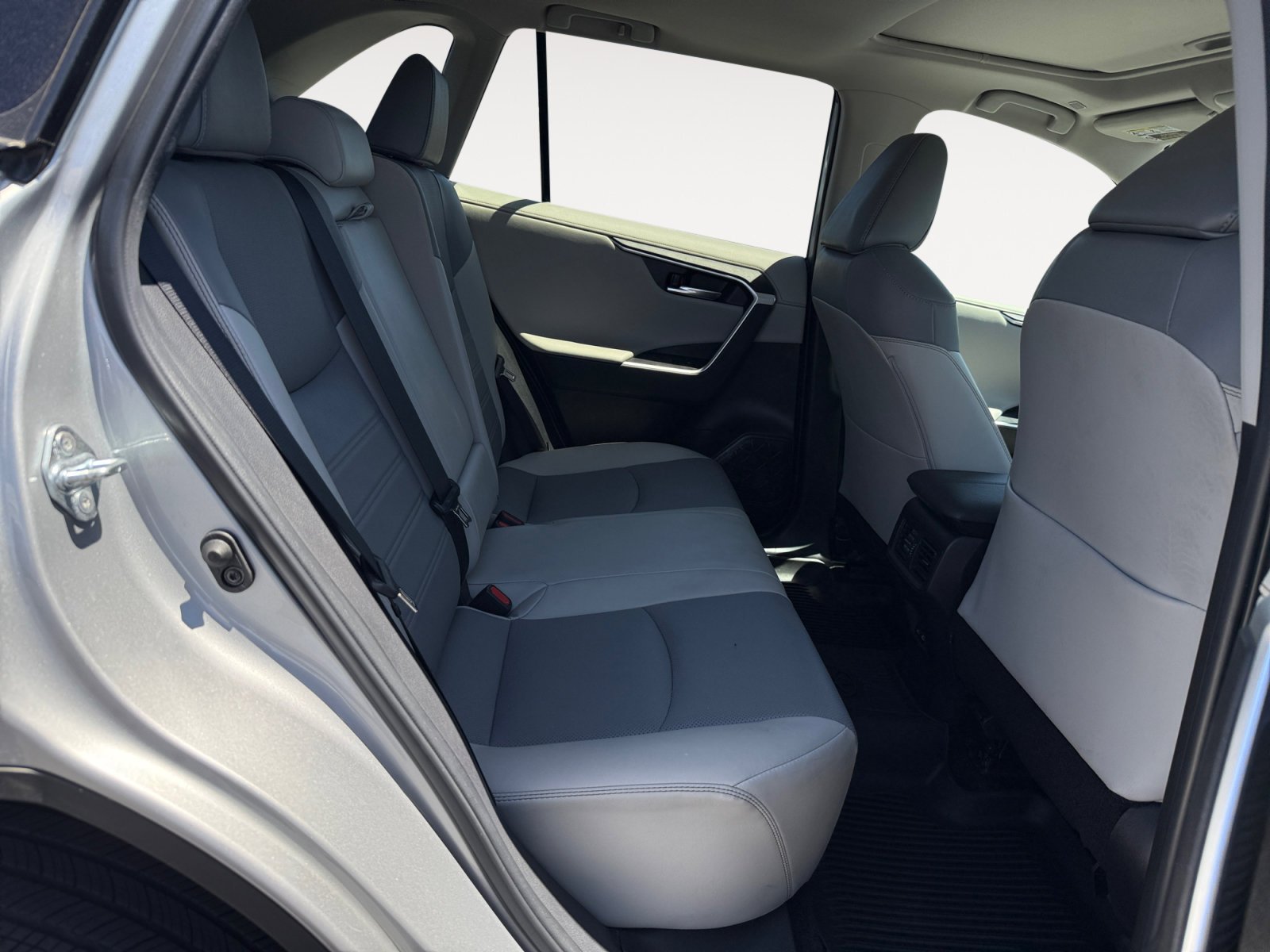 Used 2023 Silver Sky Metallic Toyota Limited image 18