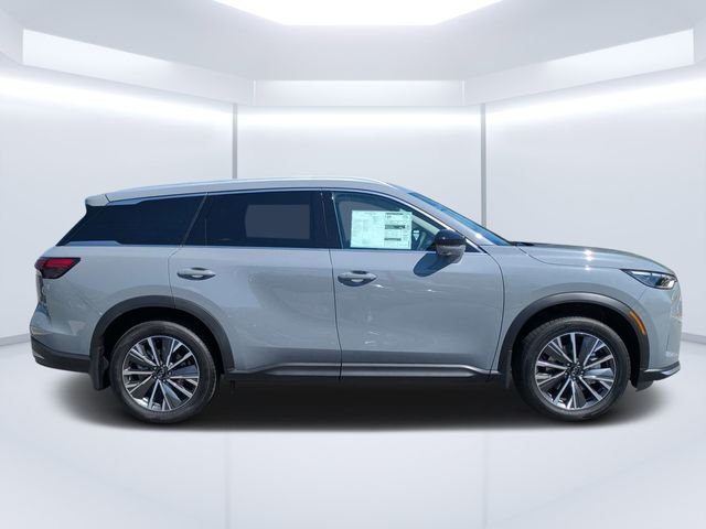 New 2027 Gray INFINITI LUXE image 2