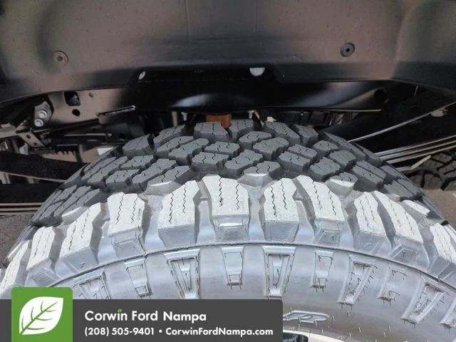 New 2026 Carbonized Gray Metallic Ford Lariat image 31