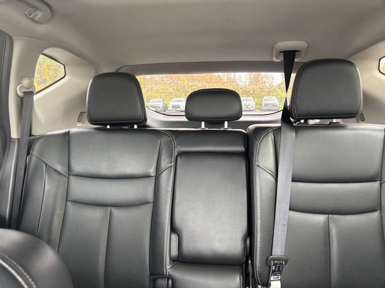 Used 2022 Boulder Gray Pearl Nissan SL image 19