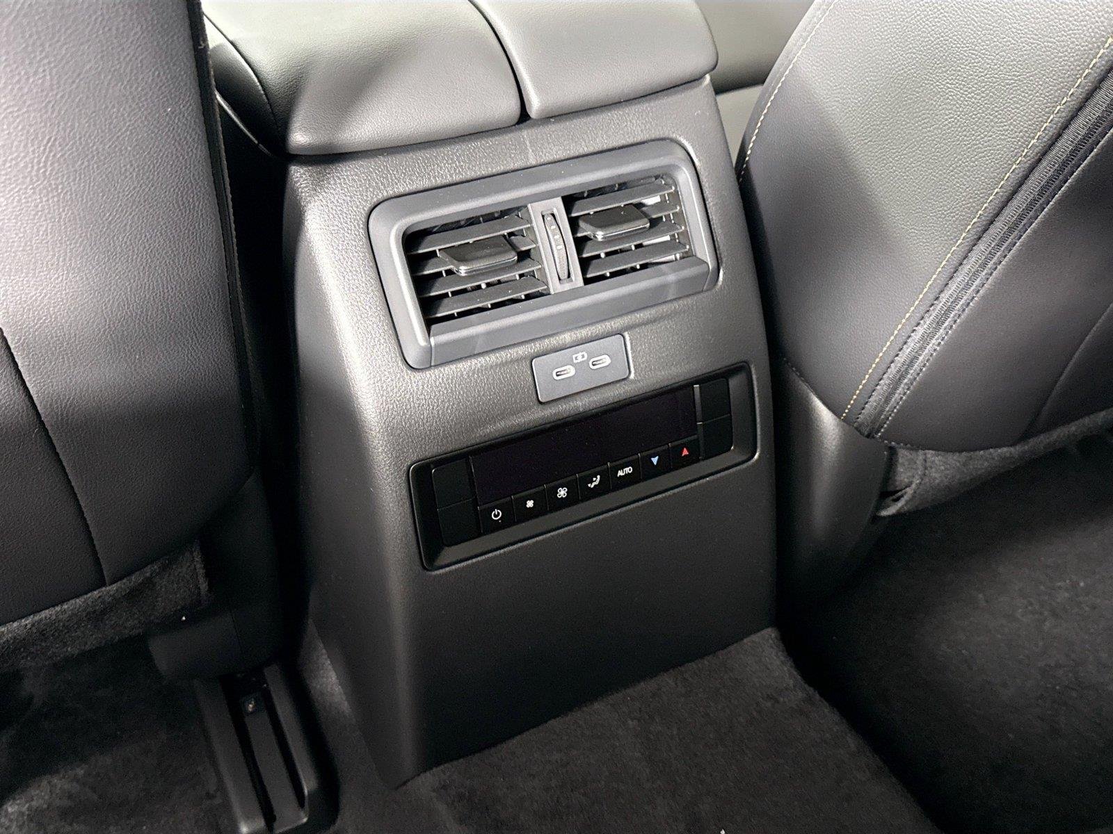 New 2026 Rhodium White Premium Mazda 3.3 Turbo Select AWD image 36