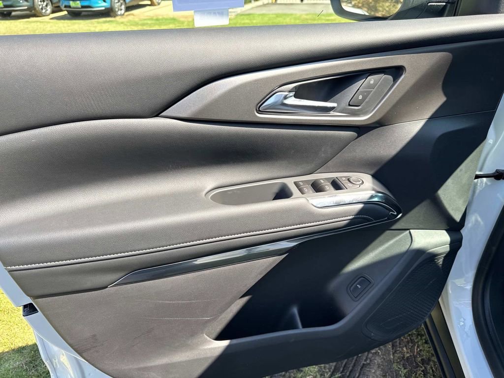 2026 Chevrolet Traverse LT - Photo 15