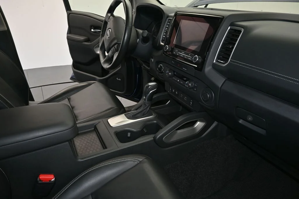 Used 2023 Blue Nissan SV image 16