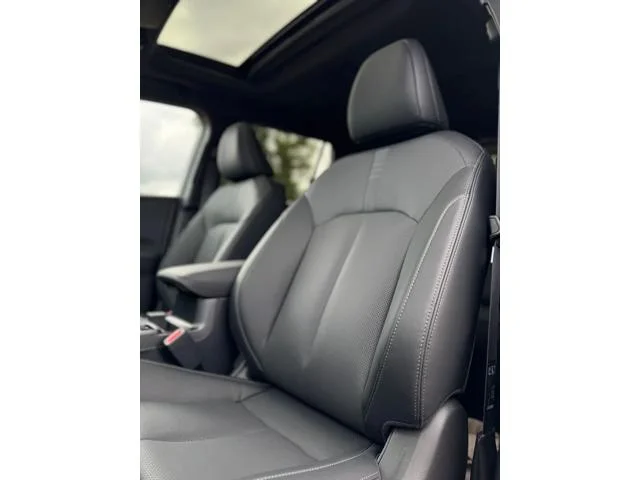 New 2026 ICE SILVER METALLIC Subaru Touring XT image 31