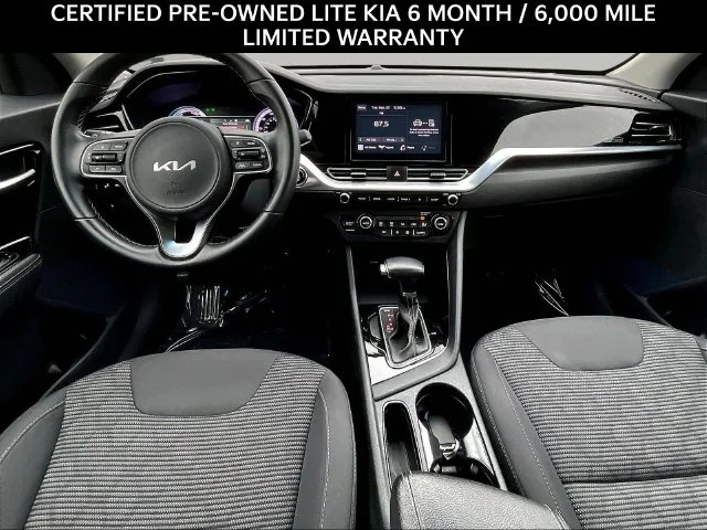 Used 2022 Red Kia LXS image 7