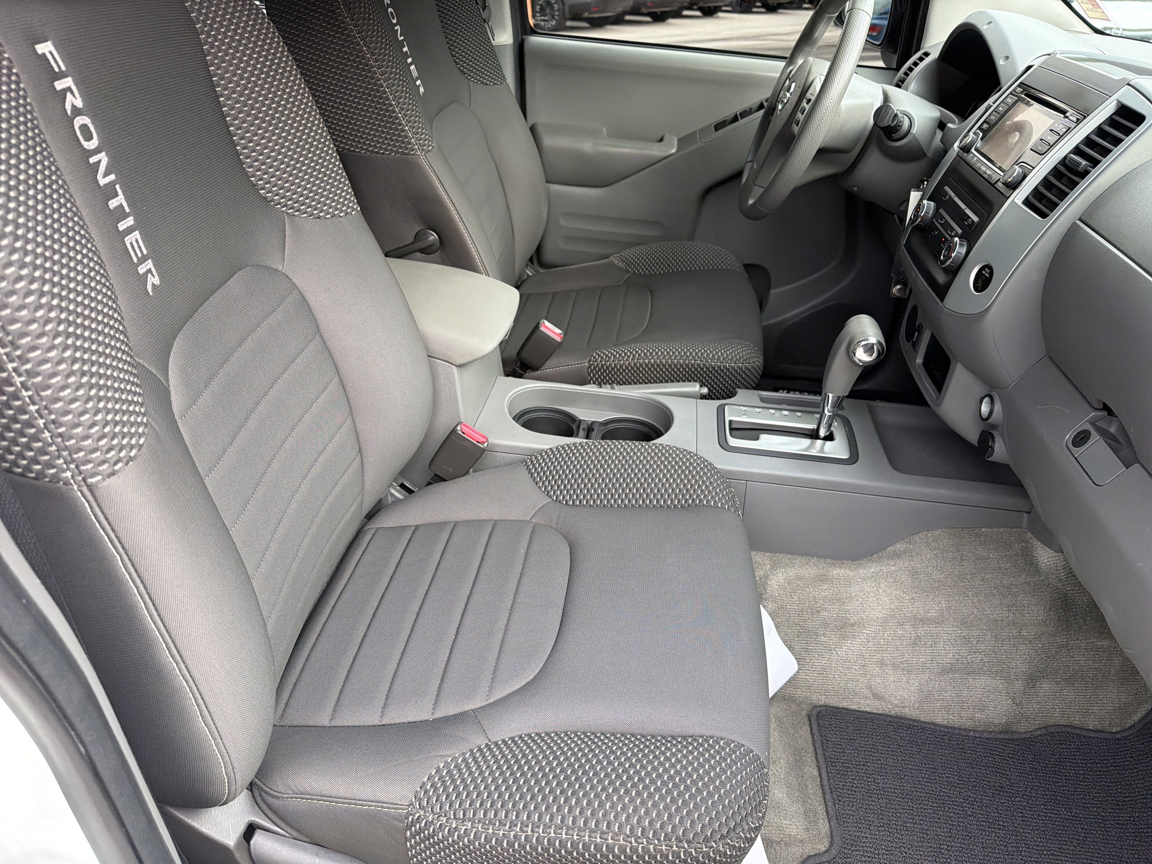 2016 Nissan Frontier Desert Runner - Photo 14