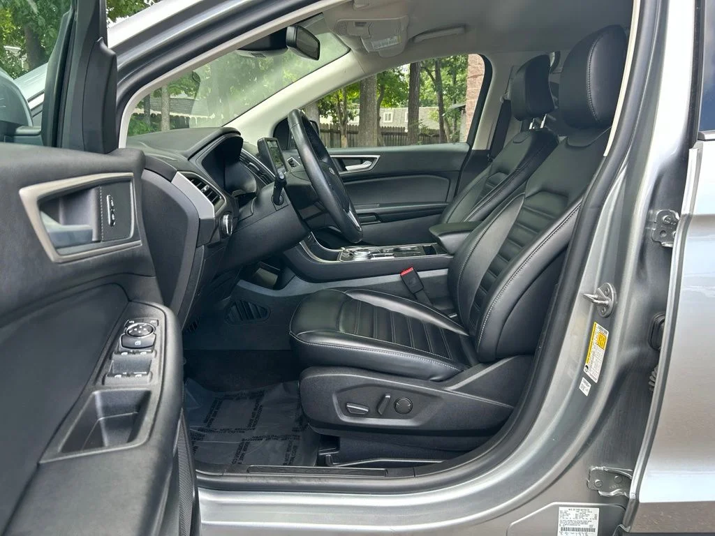 Used 2024 Silver Ford SEL image 14