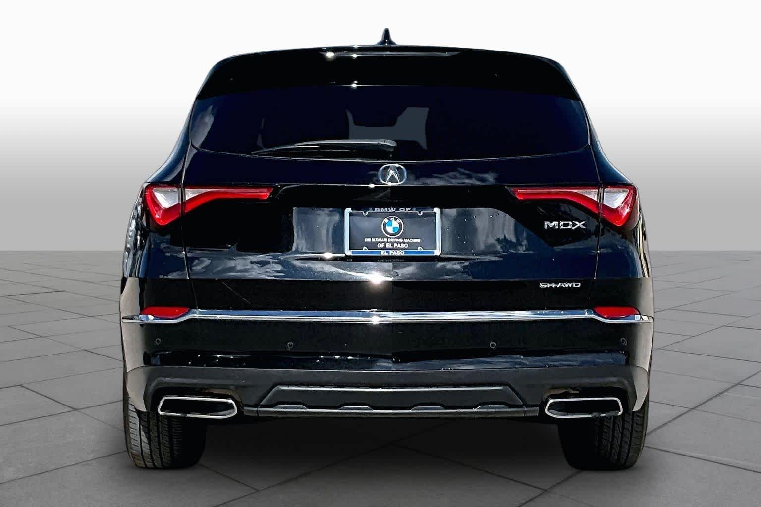 Used 2022 Majestic Black Pearl Acura w/Technology Package image 4