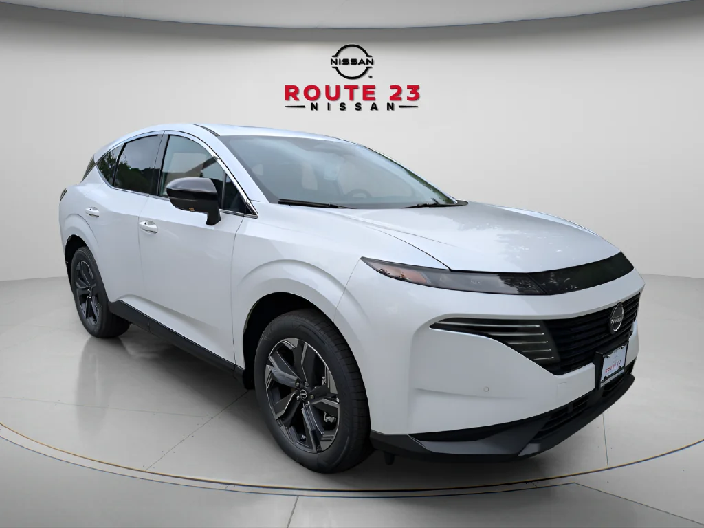 New 2026 White Nissan SL image 3