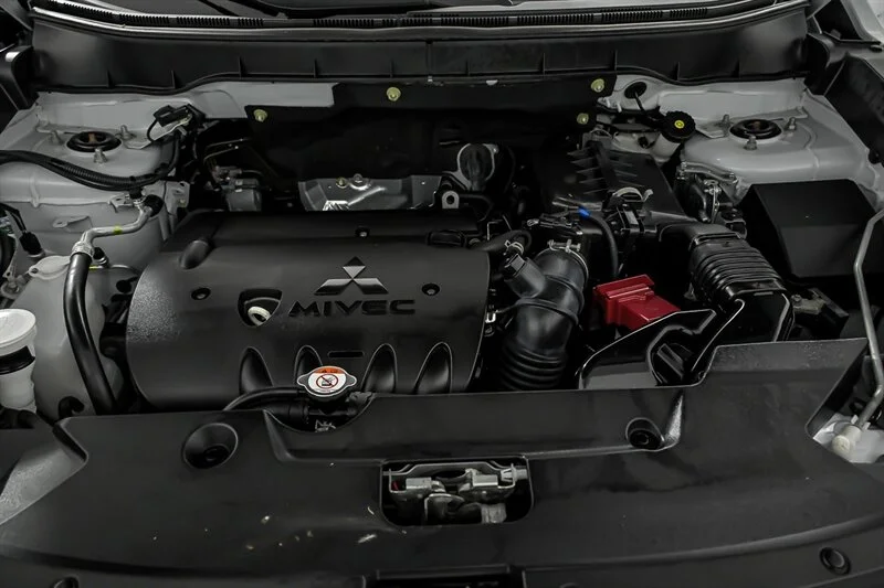 2022 Mitsubishi Outlander Sport ES - Photo 12