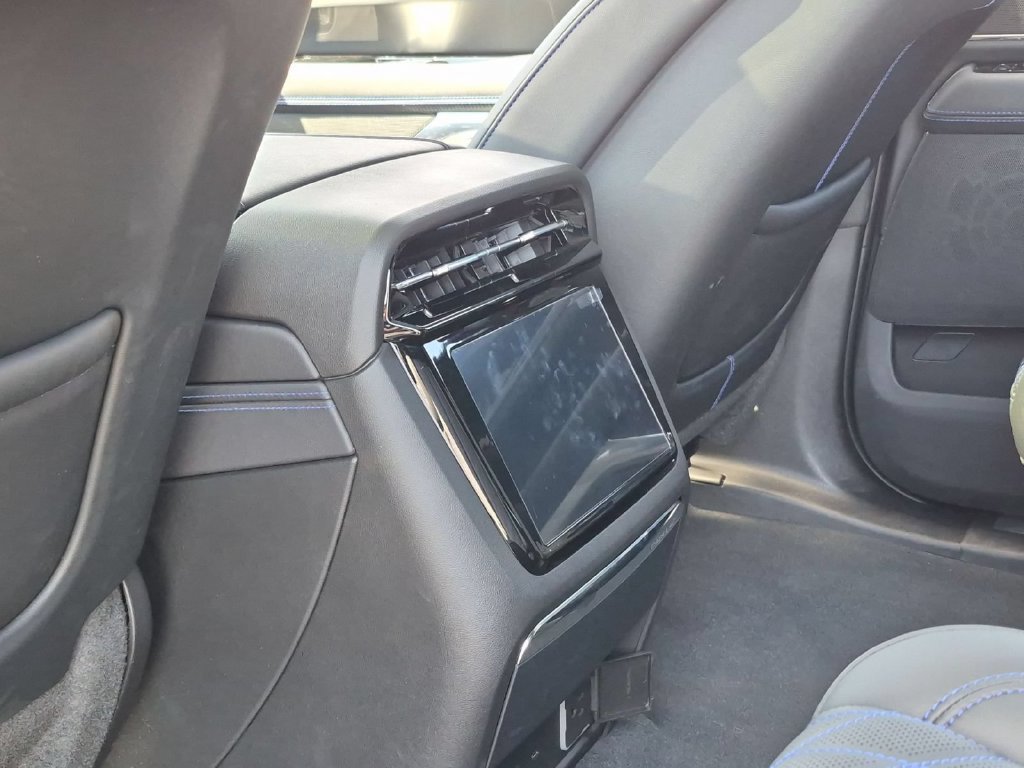 2026 Cadillac Escalade IQL Sport - Photo 20