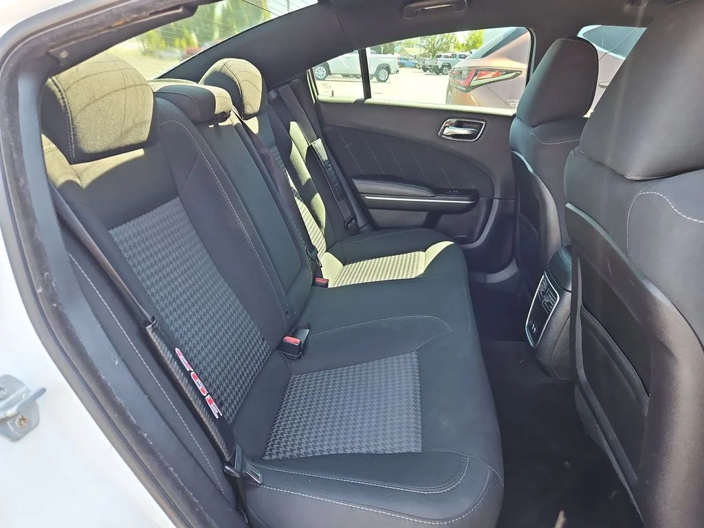 Used 2019 White Knuckle Clearcoat Dodge R/T Scat Pack image 27
