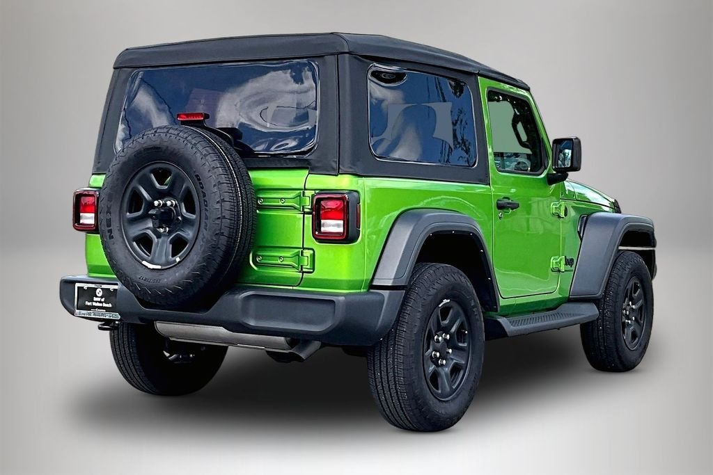 Used 2025 Green Jeep Sport image 5