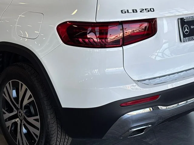 New 2026 White Mercedes-Benz GLB 250 image 6