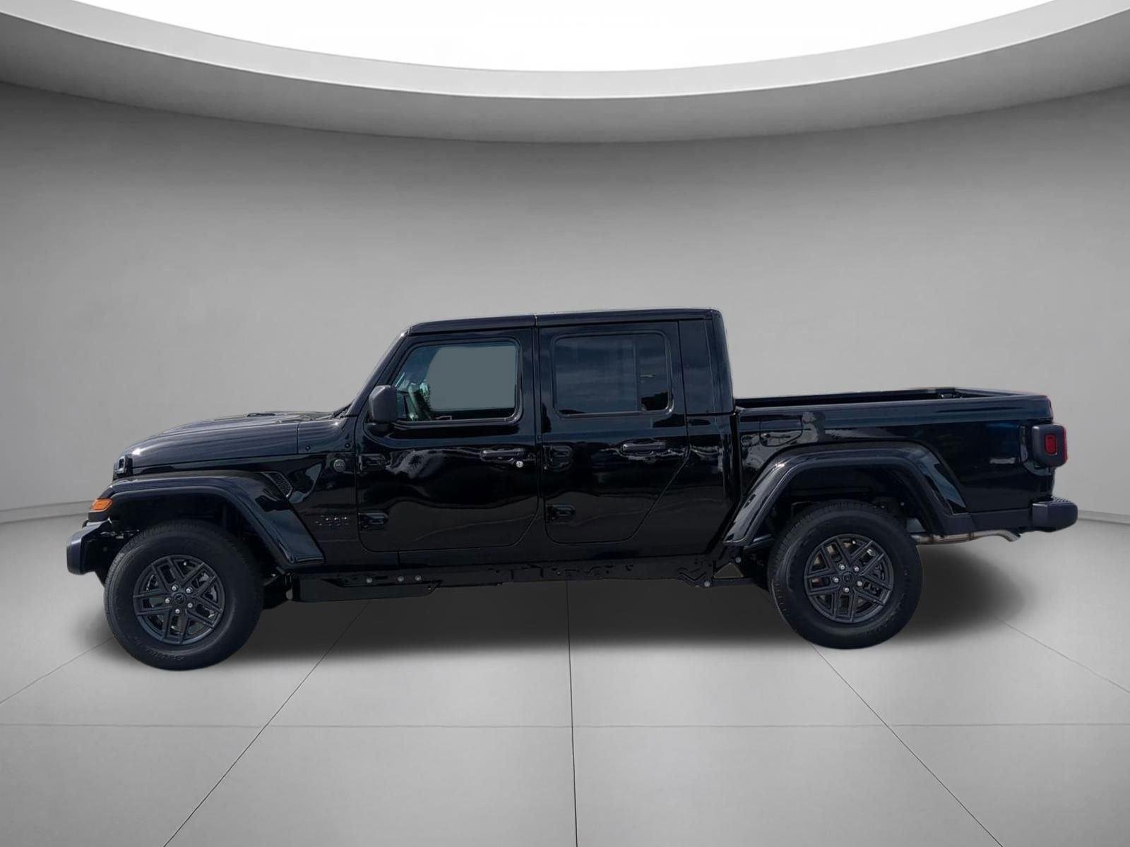 New 2026 Black Clear-Coat Exterior Paint Jeep Sport S image 2