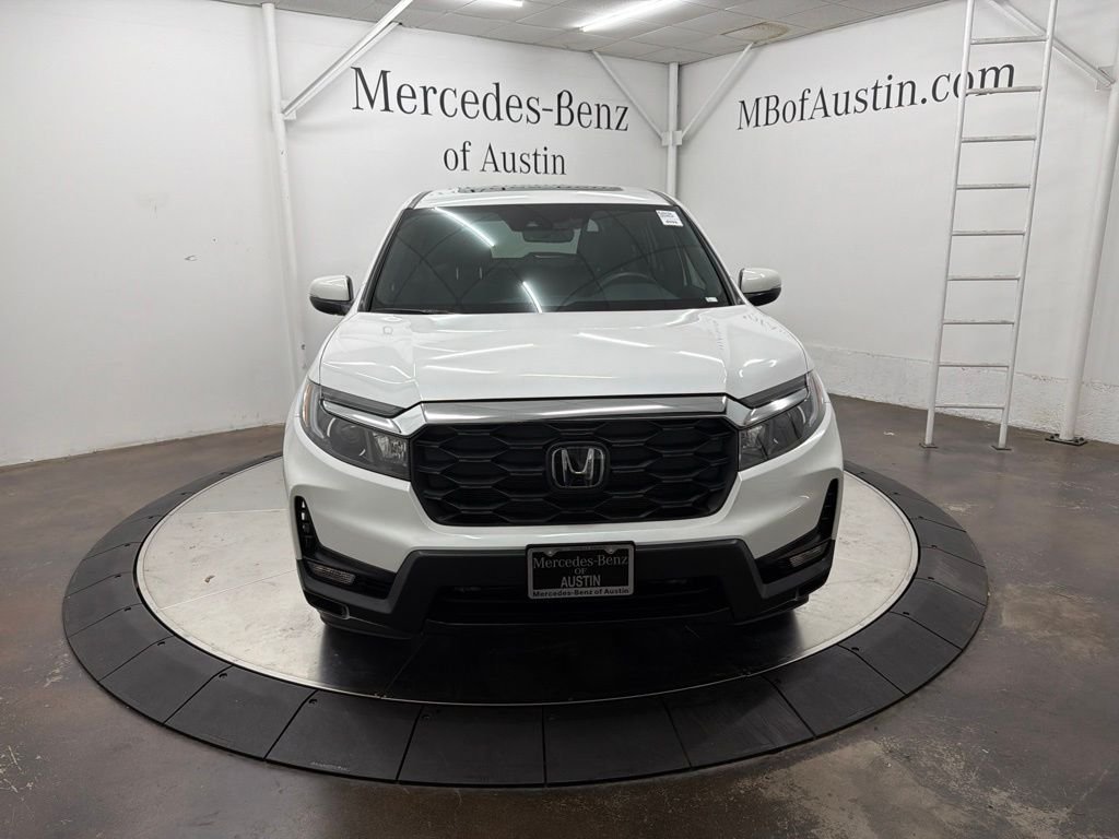 Used 2023 White Honda EX-L image 2