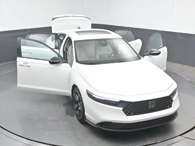 New 2026 Platinum White Pearl Honda SE image 44