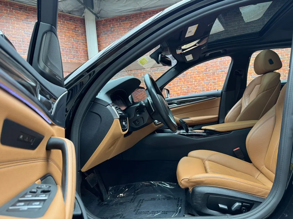 Used 2022 Black BMW 540i xDrive image 23