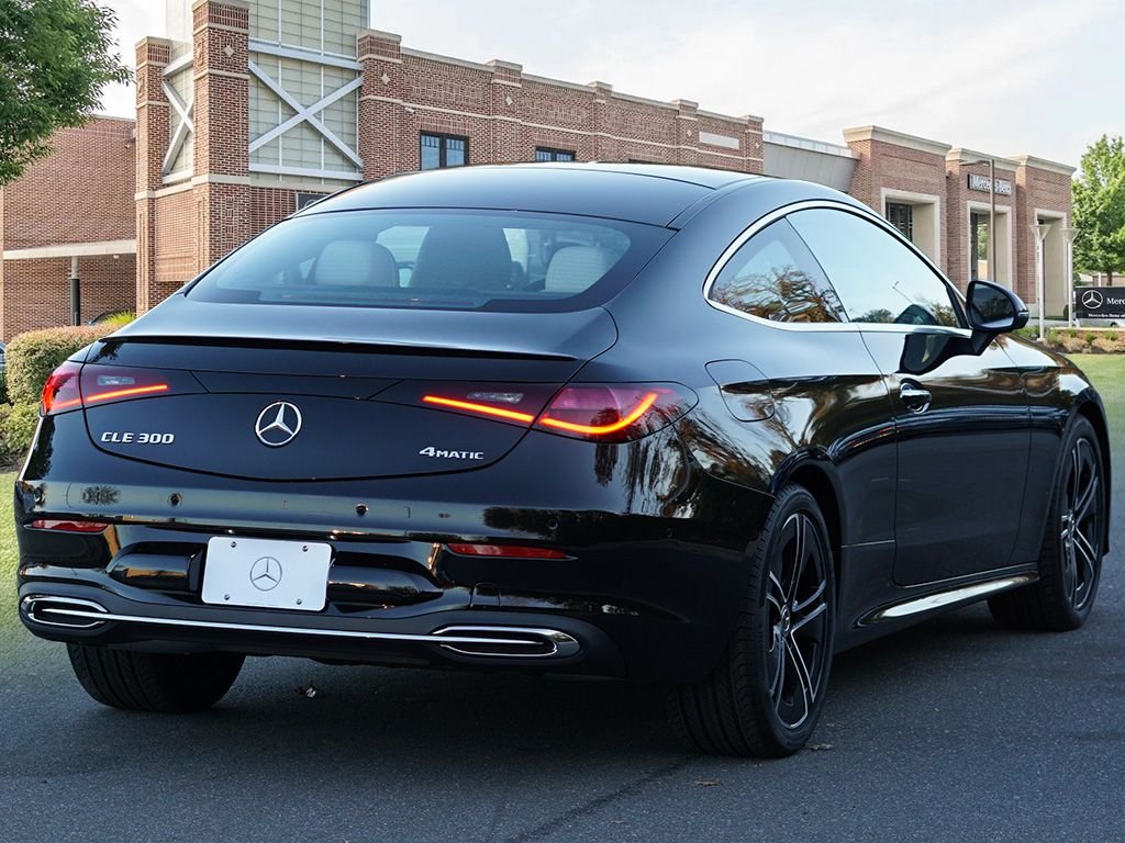 Used 2026 Obsidian Black Metallic Mercedes-Benz CLE 300 image 6