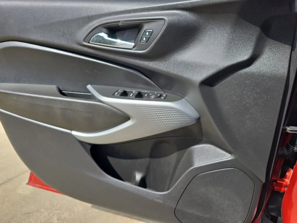 2024 Chevrolet Trax RS - Photo 27