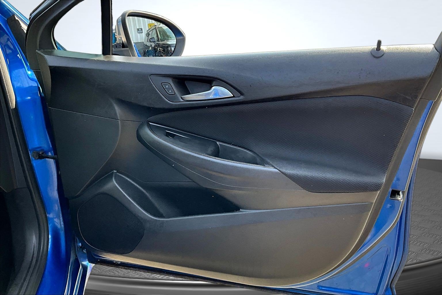 Used 2016 Blue Chevrolet LT image 23