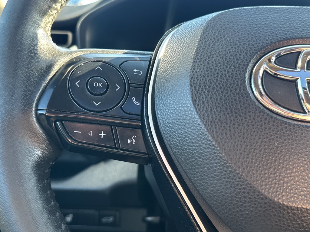 Used 2025 Silver Toyota XLE image 19