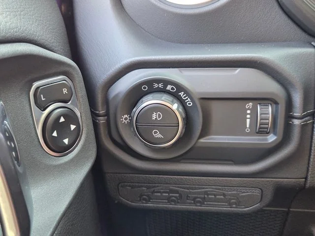 New 2026 Reign Exterior Paint Jeep Sahara image 23