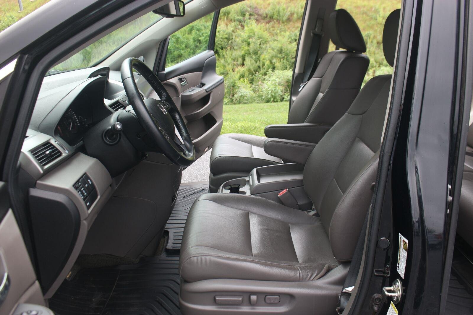 Used 2016  Honda EX-L image 14