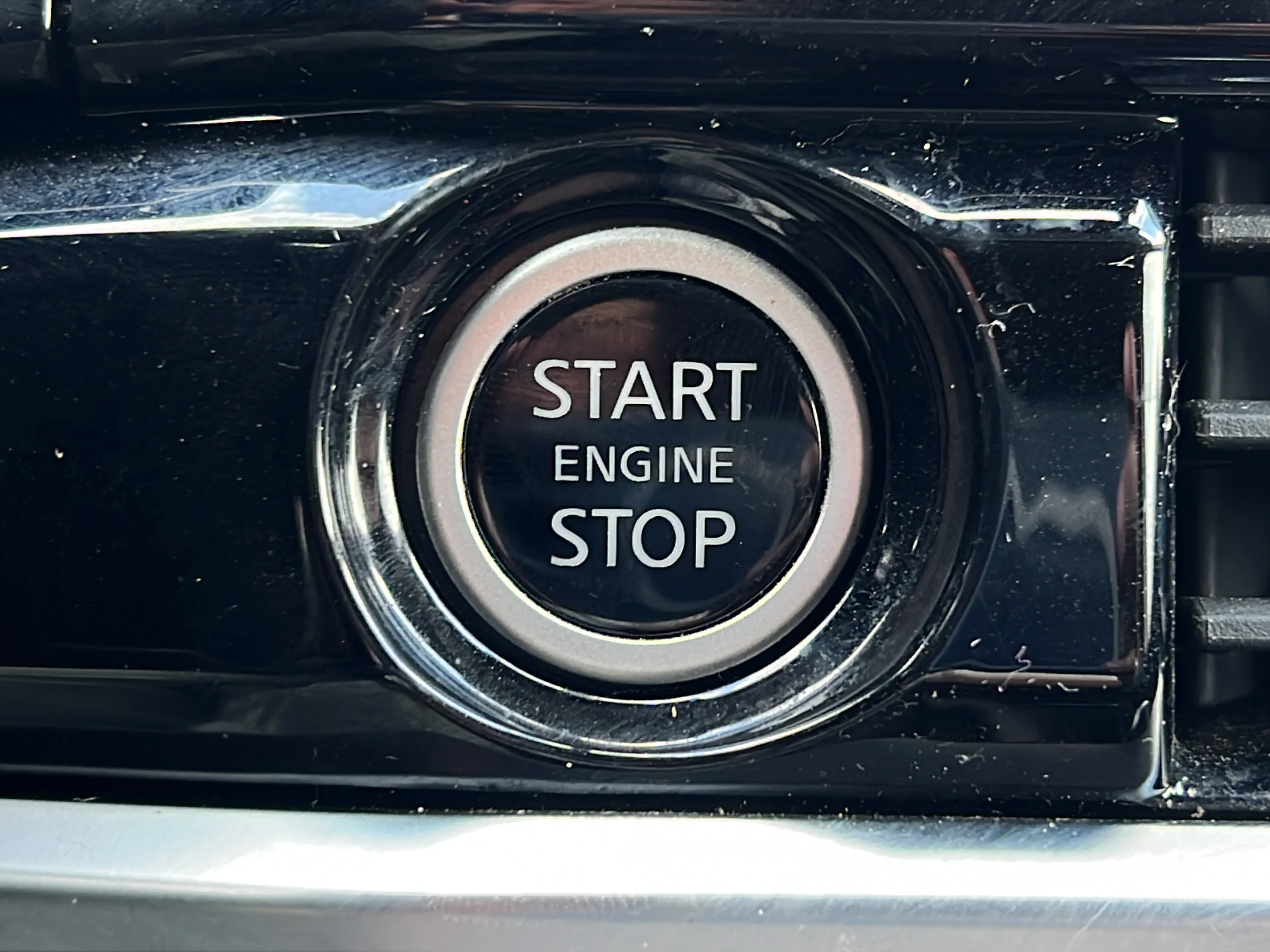 Used 2023 Scarlet Ember Tintcoat Nissan SL image 26