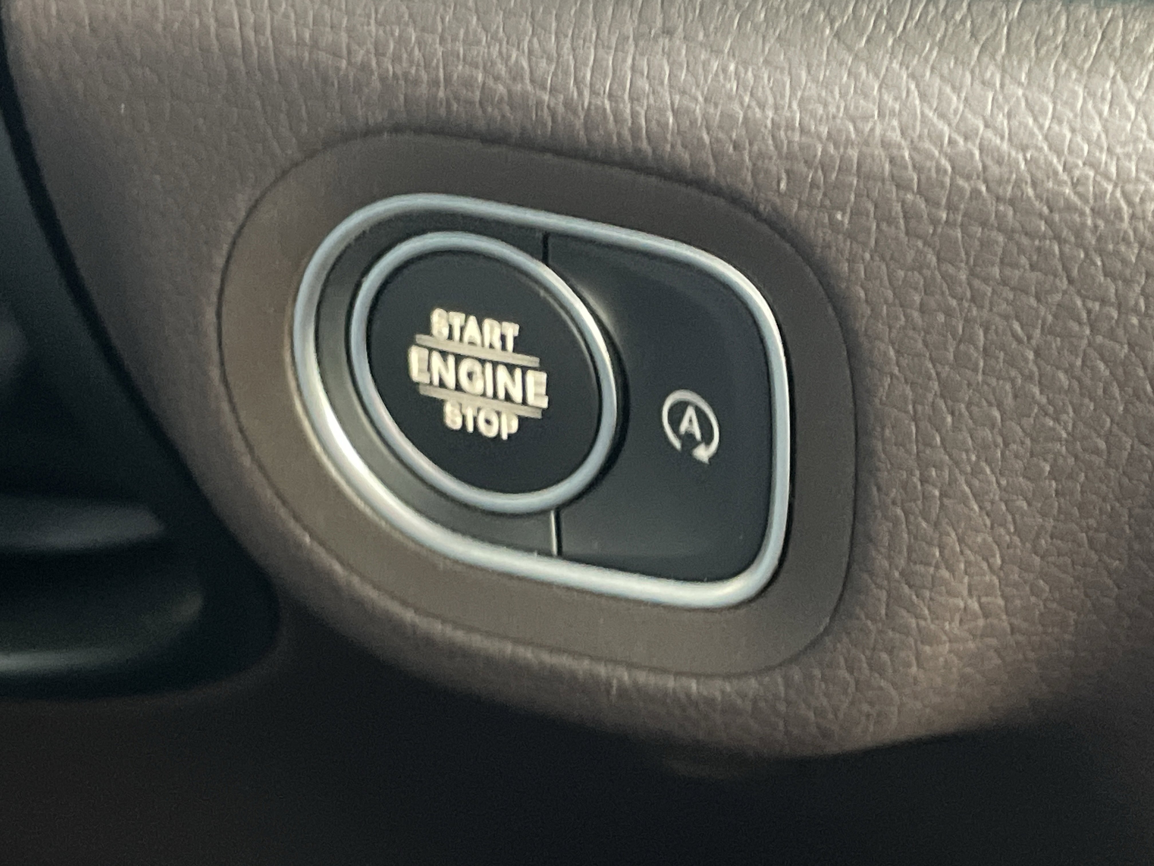 Certified Used 2022 Mojave Silver Metallic Mercedes-Benz GLE 450 4MATIC® SUV image 30