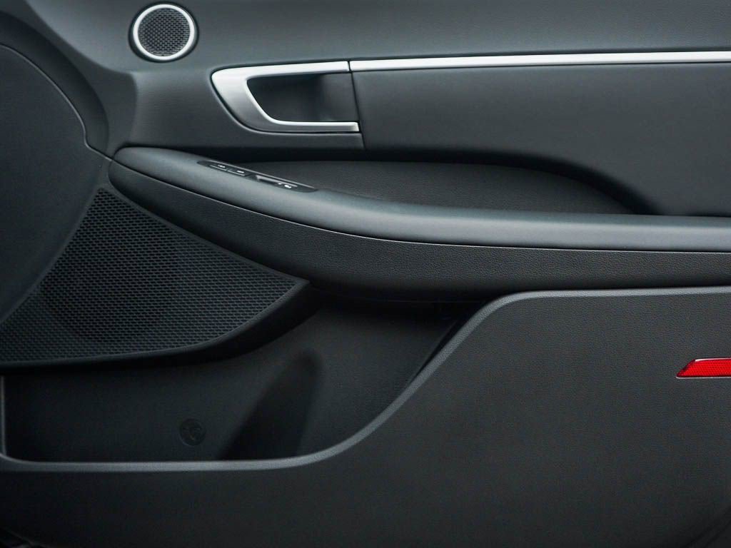 New 2026 Carbon Blue Hyundai SEL Sport AWD image 8