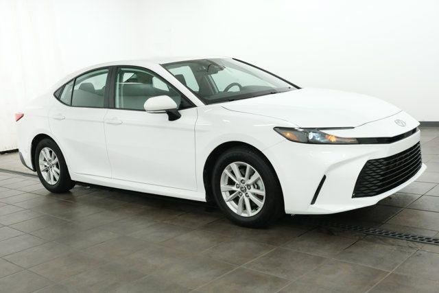 Certified Used 2025 ICE CAP Toyota  image 7