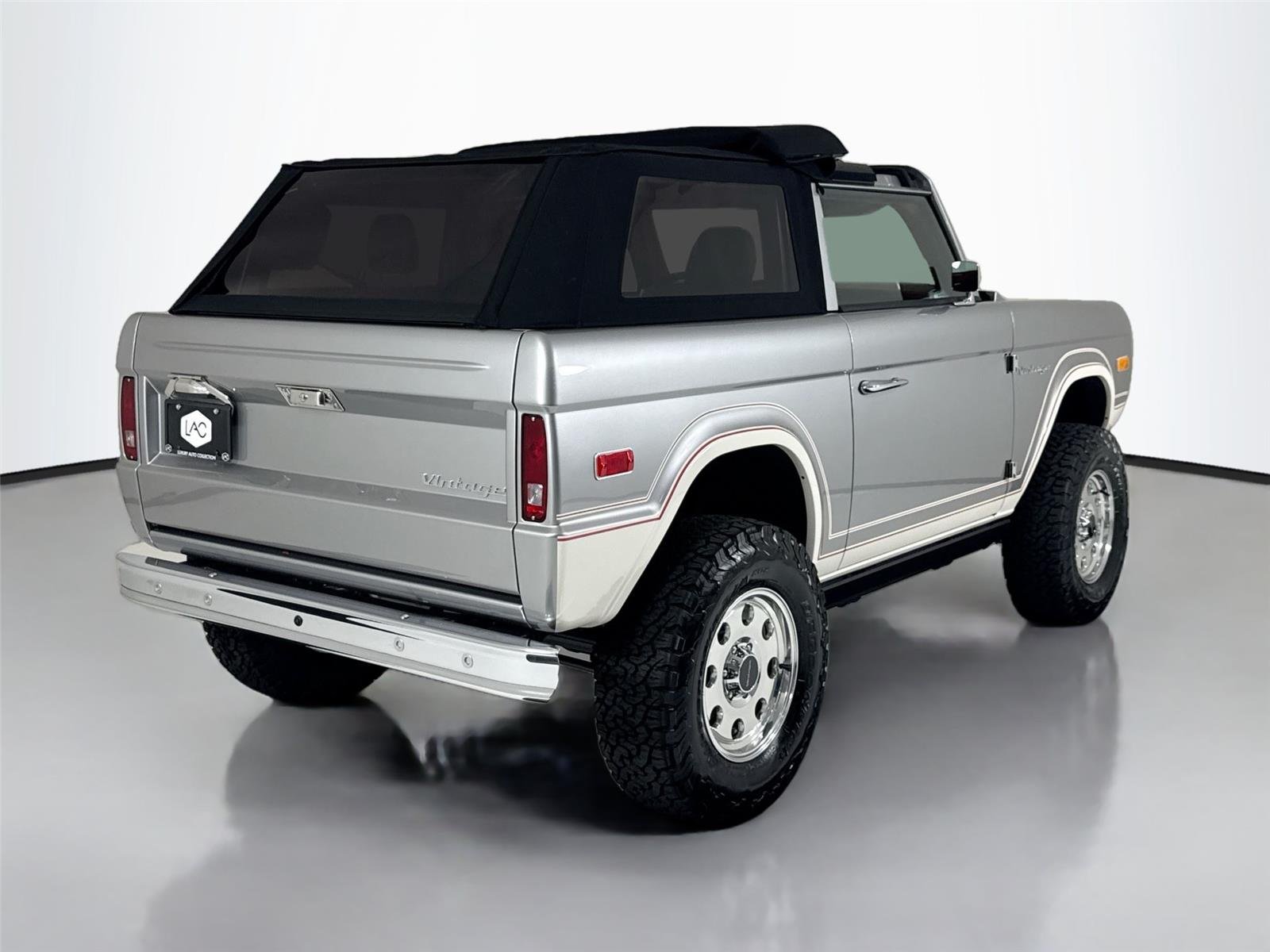 Used 2025 GT Silver Vintage Modern Twin-Turbo w/ Full Bespoke Interior image 50
