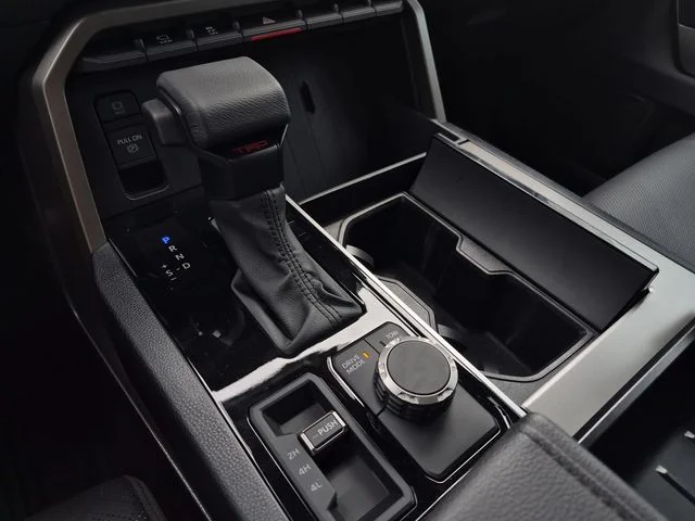 Used 2025 Lunar Rock Toyota SR5 image 27
