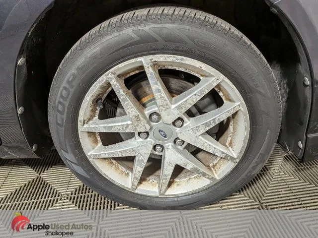 Used 2010 Black Ford SEL image 42