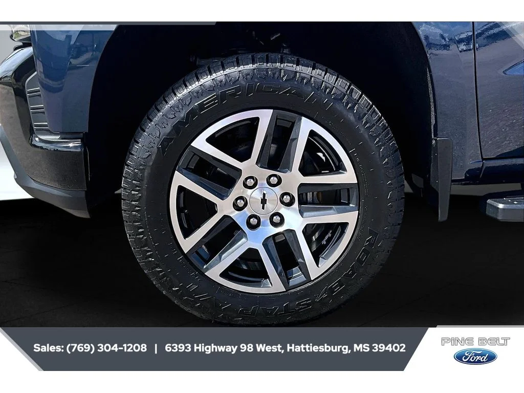Used 2020 Northsky Blue Metallic Chevrolet Custom Trail Boss image 7