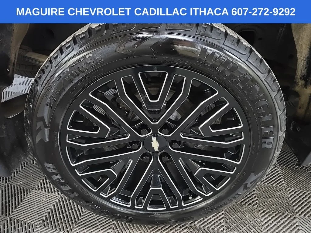 Used 2019 Black Chevrolet LT image 15