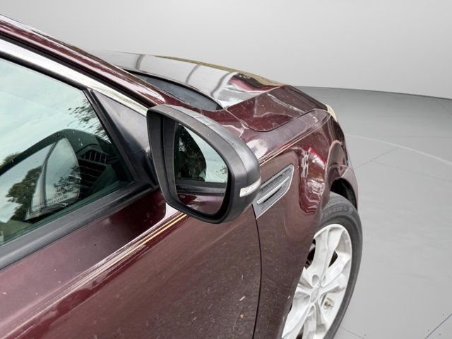 Used 2012 Red Kia EX image 27