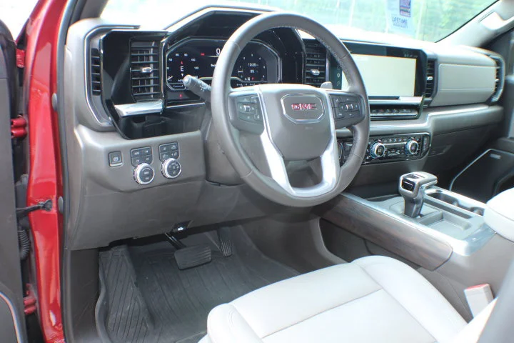 Certified Used 2023 Volcanic Red Tintcoat GMC SLT image 8