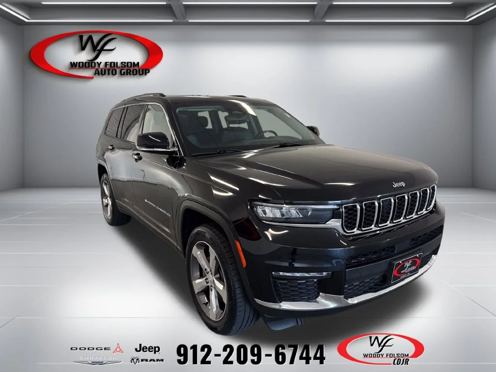 Used 2021 Black Jeep Limited image 1