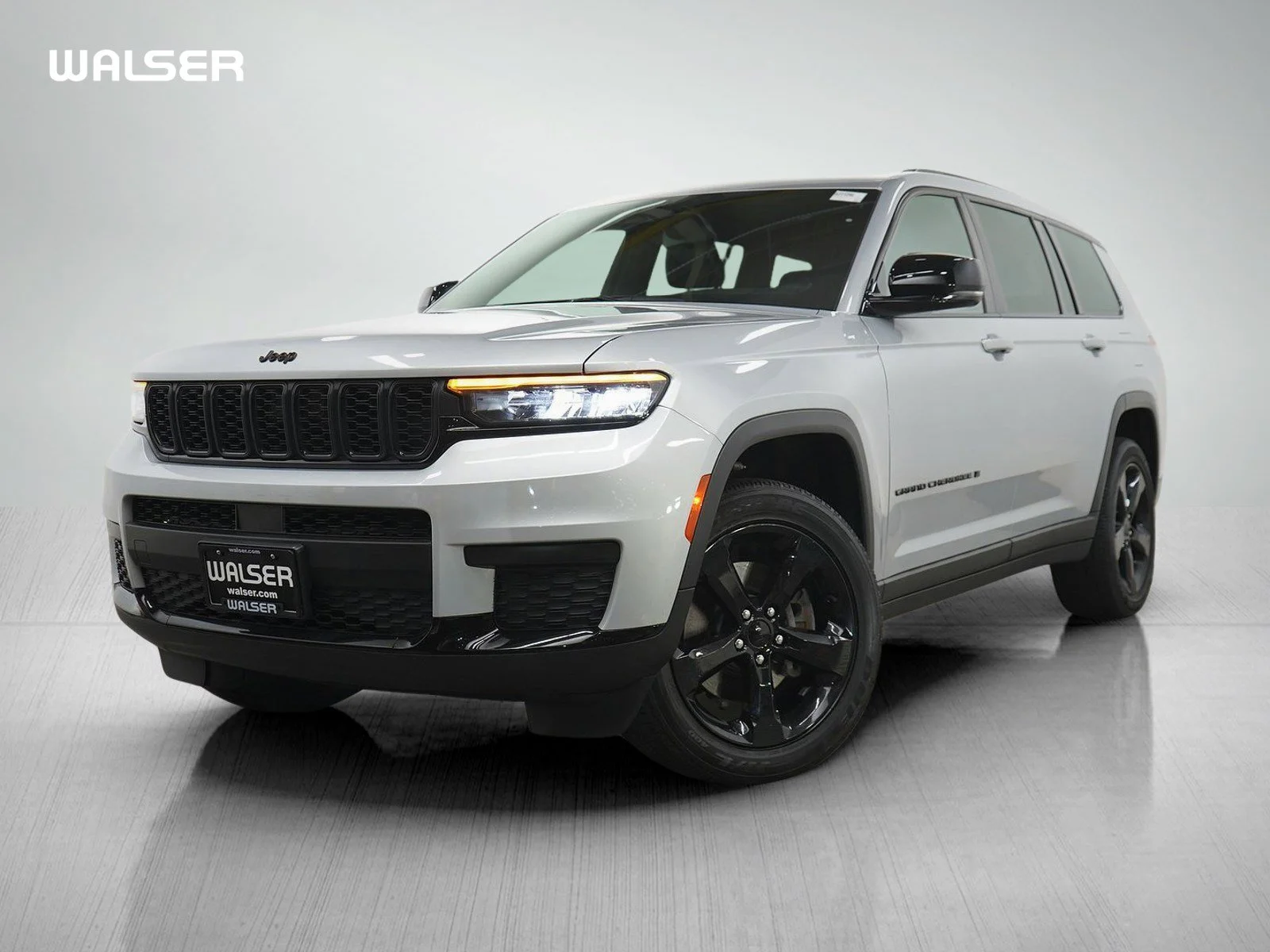 2023 Jeep Grand Cherokee L Altitude 4x4's photo