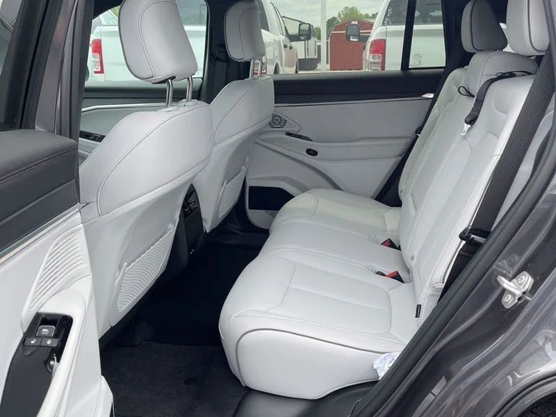 2025 Jeep Wagoneer S Limited - Photo 14