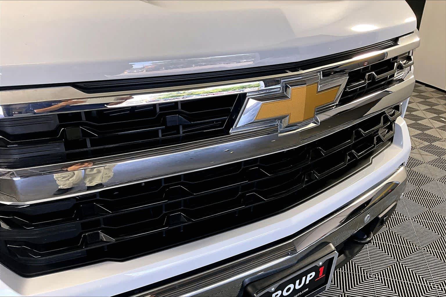 2025 Chevrolet Silverado 1500 LT - Photo 29