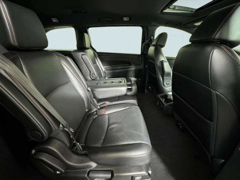 2025 Honda Odyssey Sport L - Photo 15