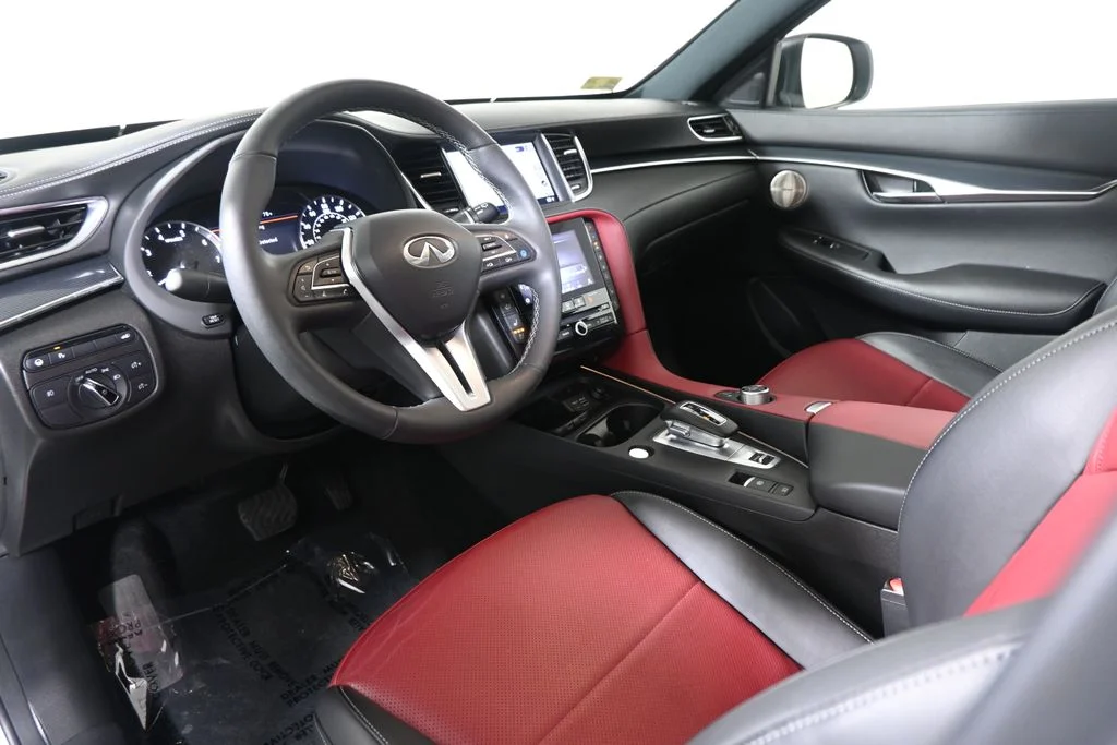 Certified Used 2023 White INFINITI SPORT image 15