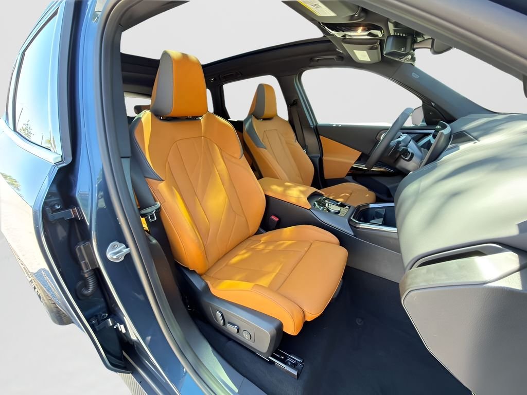 New 2026 Arctic Race Blue metallic BMW 30 xDrive image 23