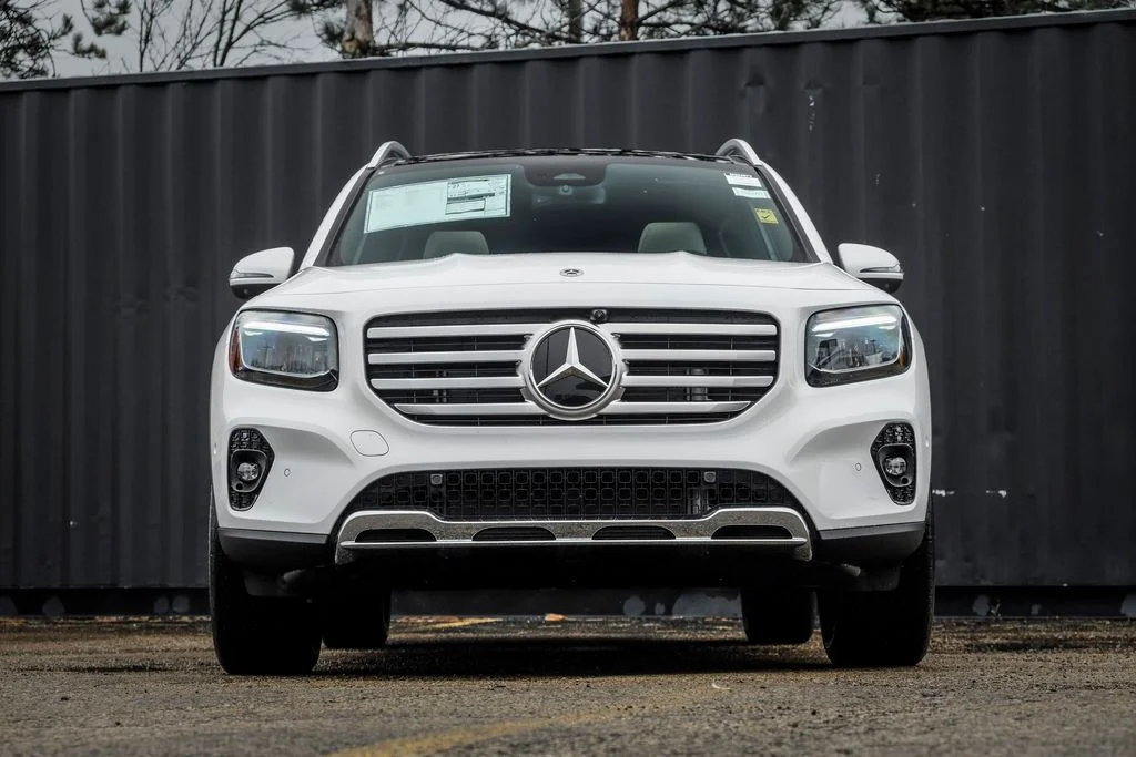 Used 2026 Polar White Mercedes-Benz GLB 250 image 5